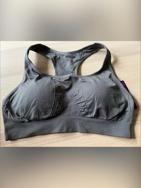 Body & Bra Gray Seamless Racerback Sports Bra